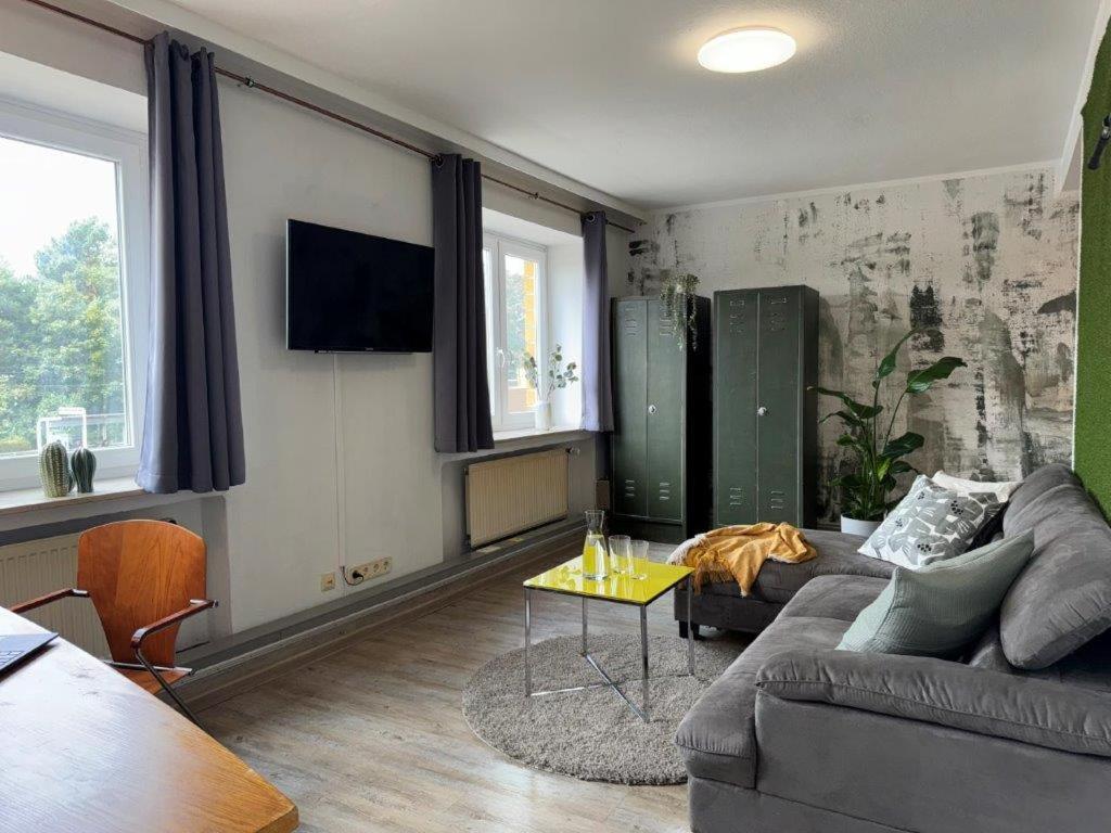 Serviced Mecklenheide Apartment *